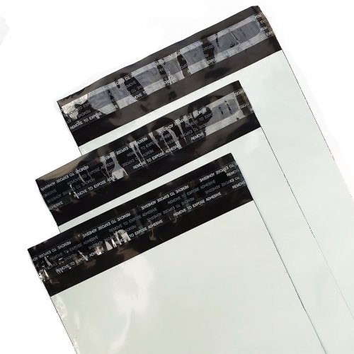 Muovinen postituspussi 230 x 320/360 mm 50 kpl, hinta 6,45€